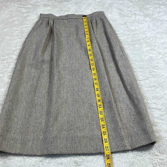 Vintage 60s pleated front cream midi skirt, size 8 - Picture 5 of 8